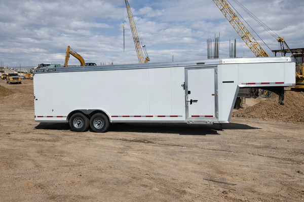 24’ Logan Coach Contractor