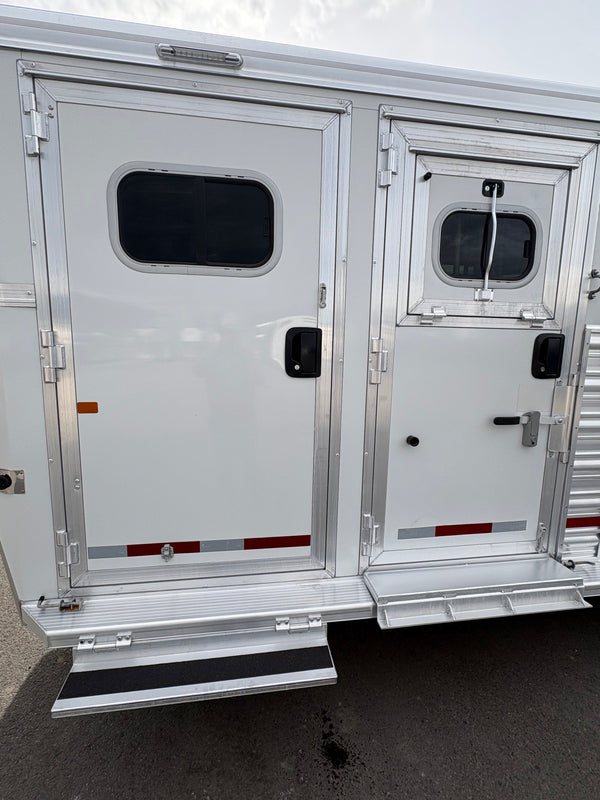 2018 Logan Coach 4 Horse Riot GN # 6278