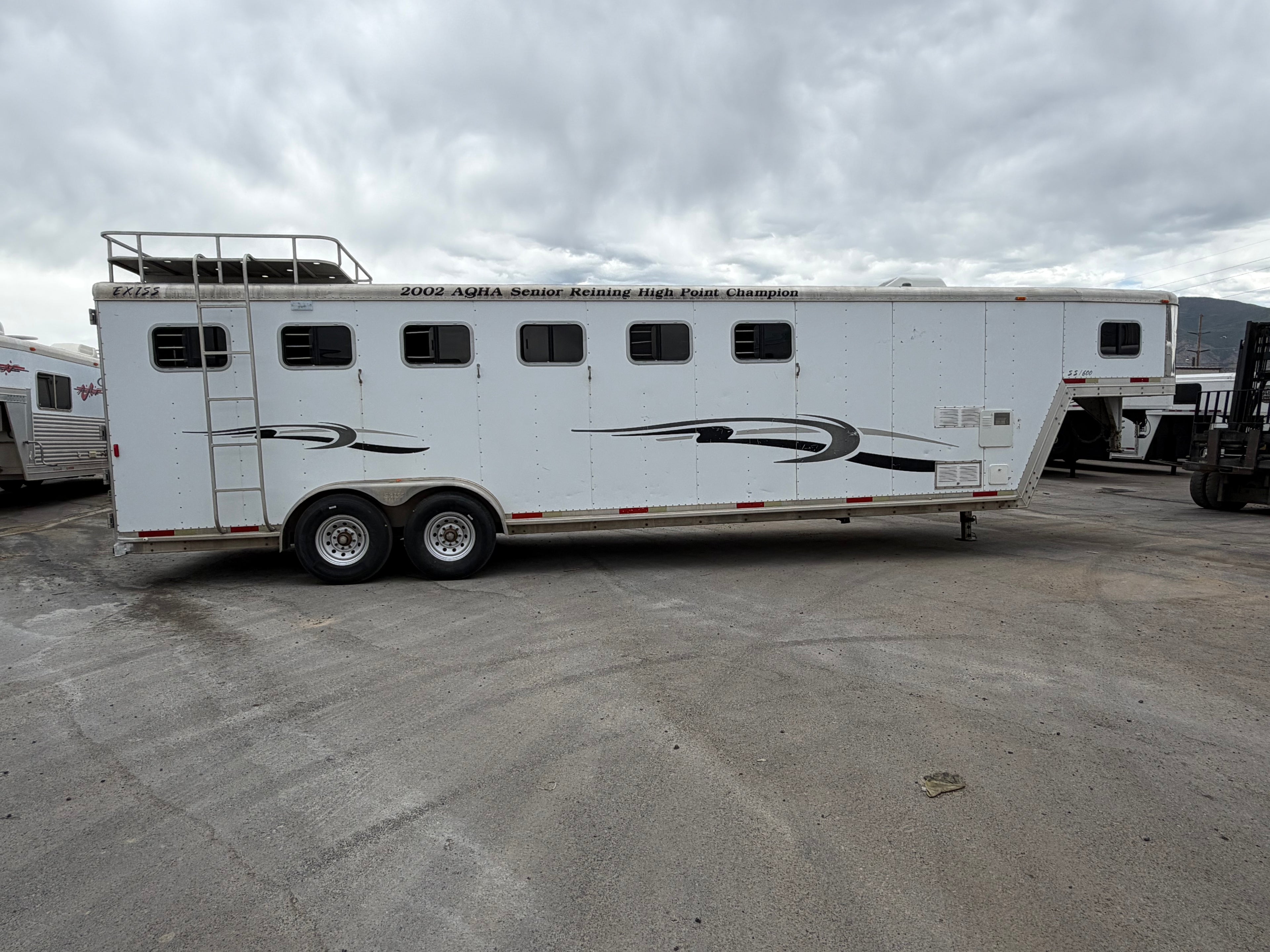 2001 Exiss 6 Horse Weekender