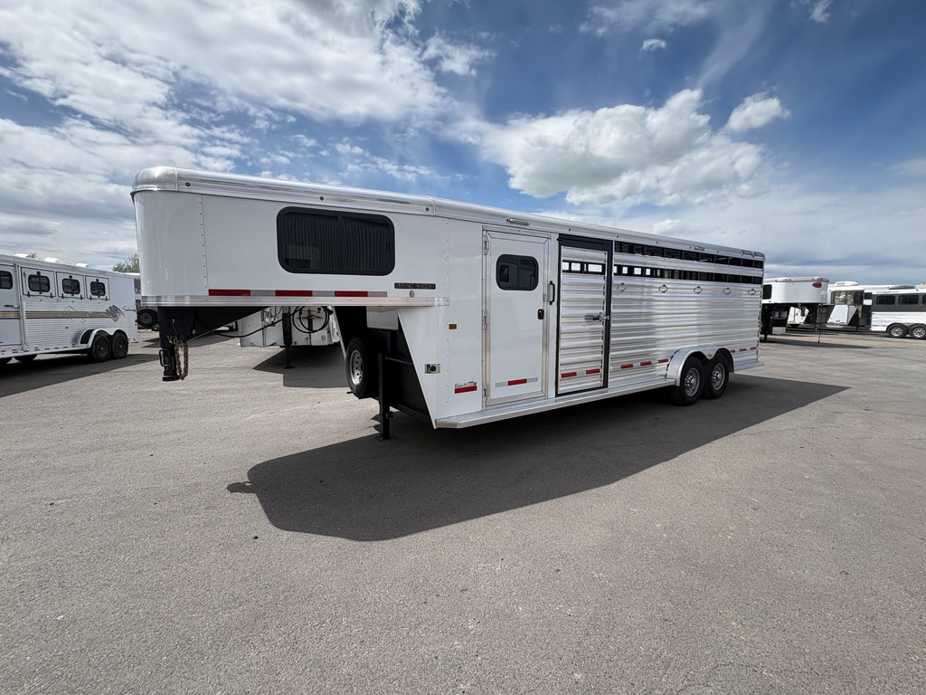 2026 Logan Coach 24’ Stock Combo T/T #14153