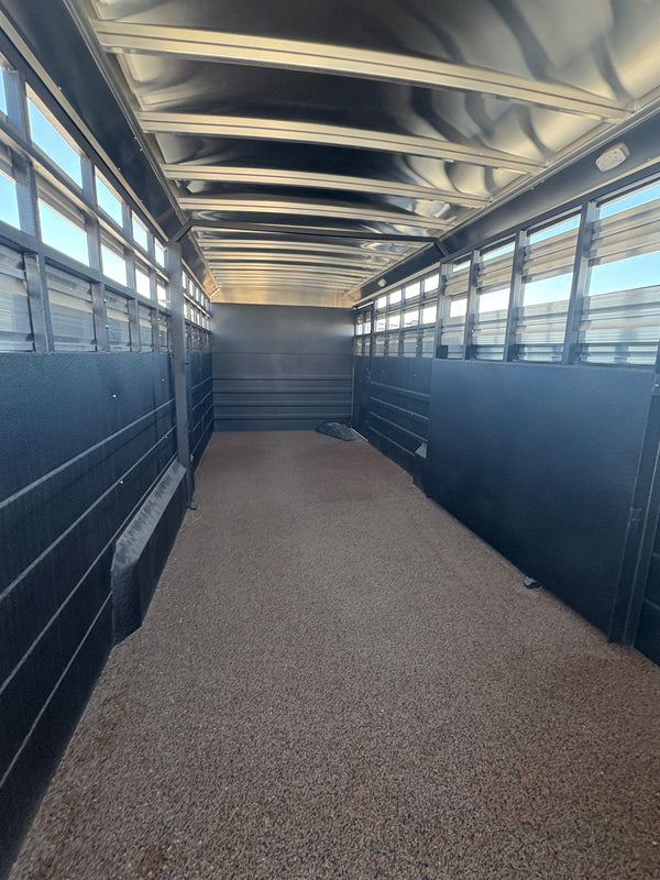 2026 Logan Coach 26’ Stock Combo Dual Man Door #13781