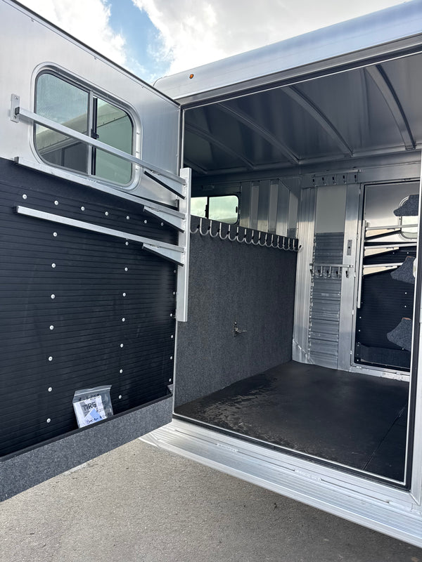 2026 Platinum Coach C-Sport DMD 26’ Stock Combo #13295