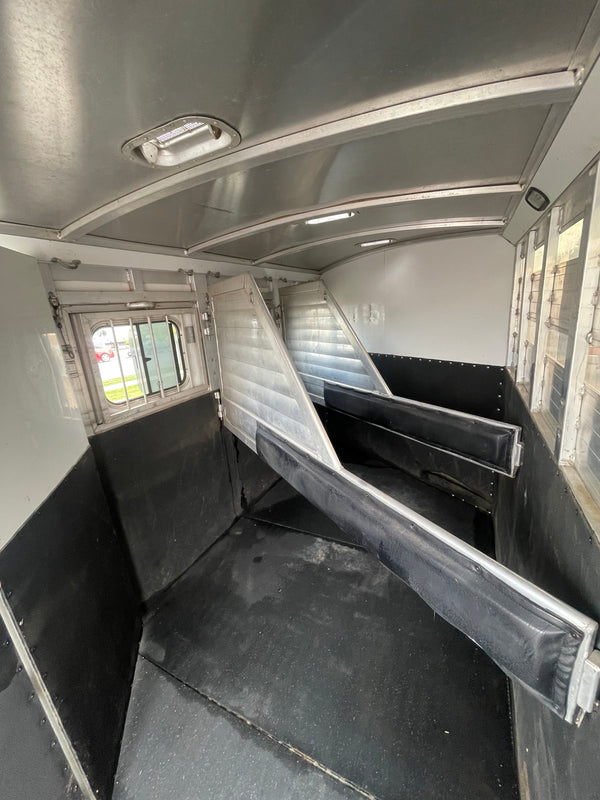 Integrity 3 Horse Trailer