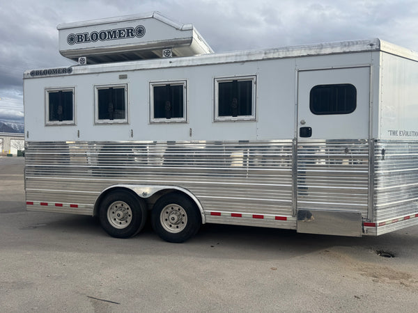 2017 Bloomer 4 Horse Bumper Pull