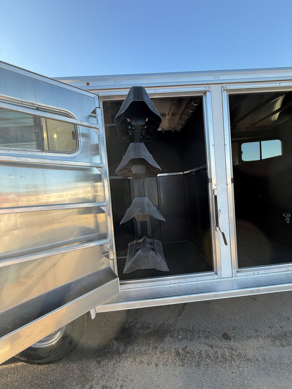 2020 Logan Coach 16’ Stock Combo #08823