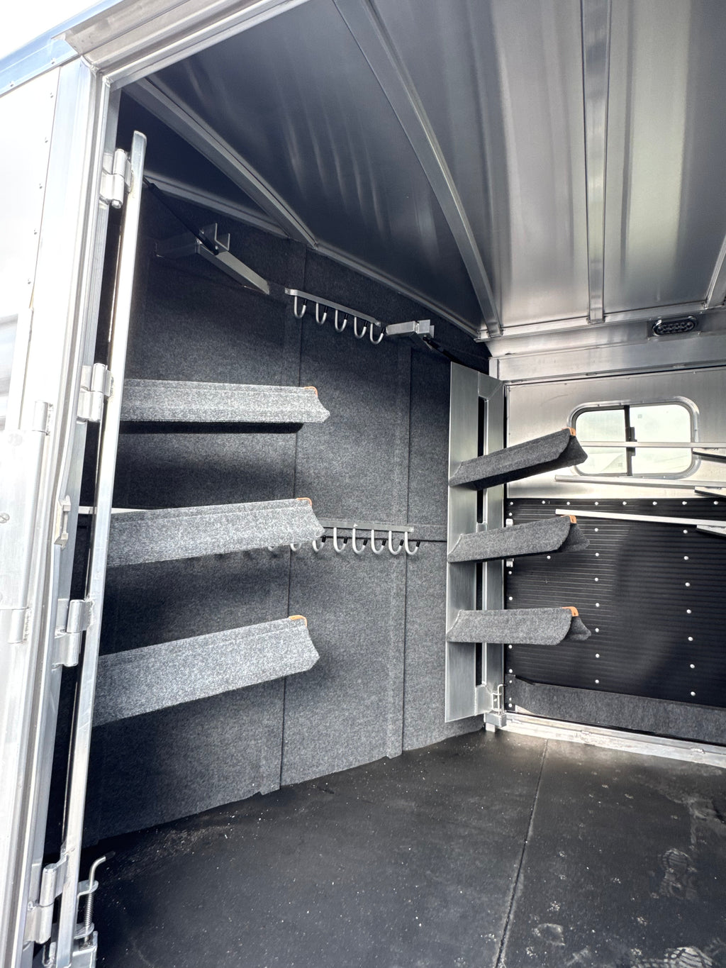 2026 Platinum Coach C-Sport DMD 26’ Stock Combo #13295