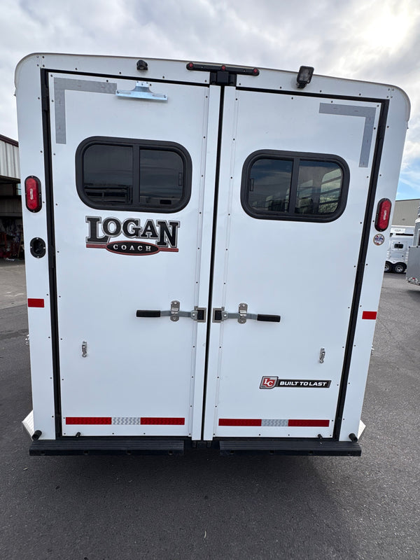 2026 Logan Coach 4 horse Bullseye XL