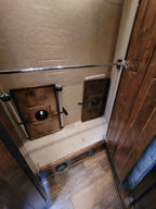 2015 Bloomer 5 Horse Living Quarters