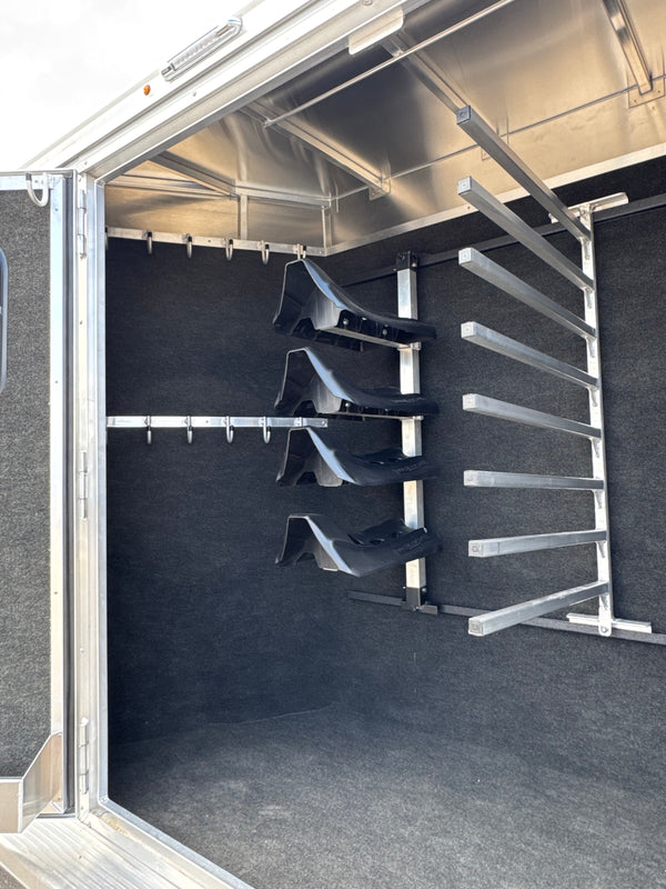 2026 Logan Coach Riot 4 Horse T/T #14157