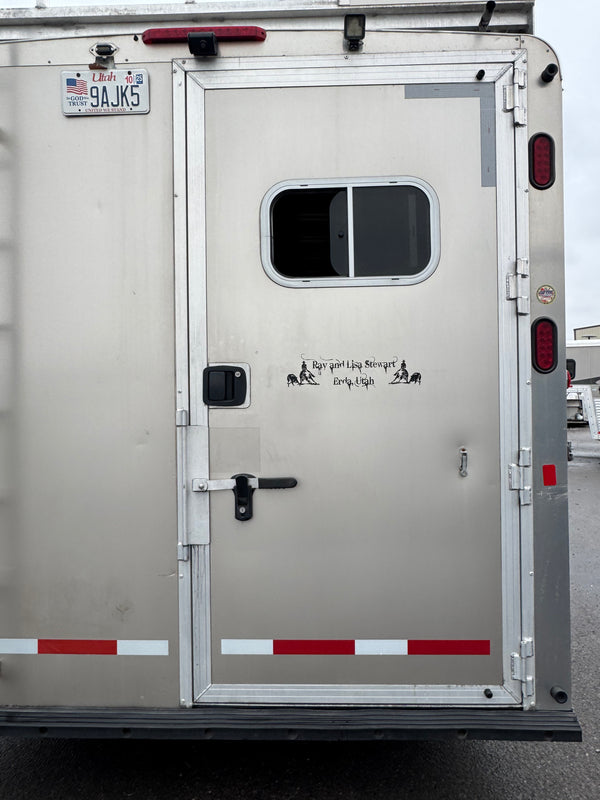 2015 Logan Coach 4 Horse LQ #72021