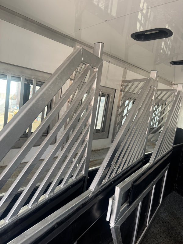 2017 Bloomer 4 Horse Bumper Pull