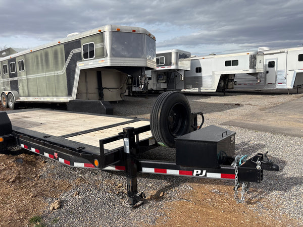 PJ Trailer 20’ BP Tilt
