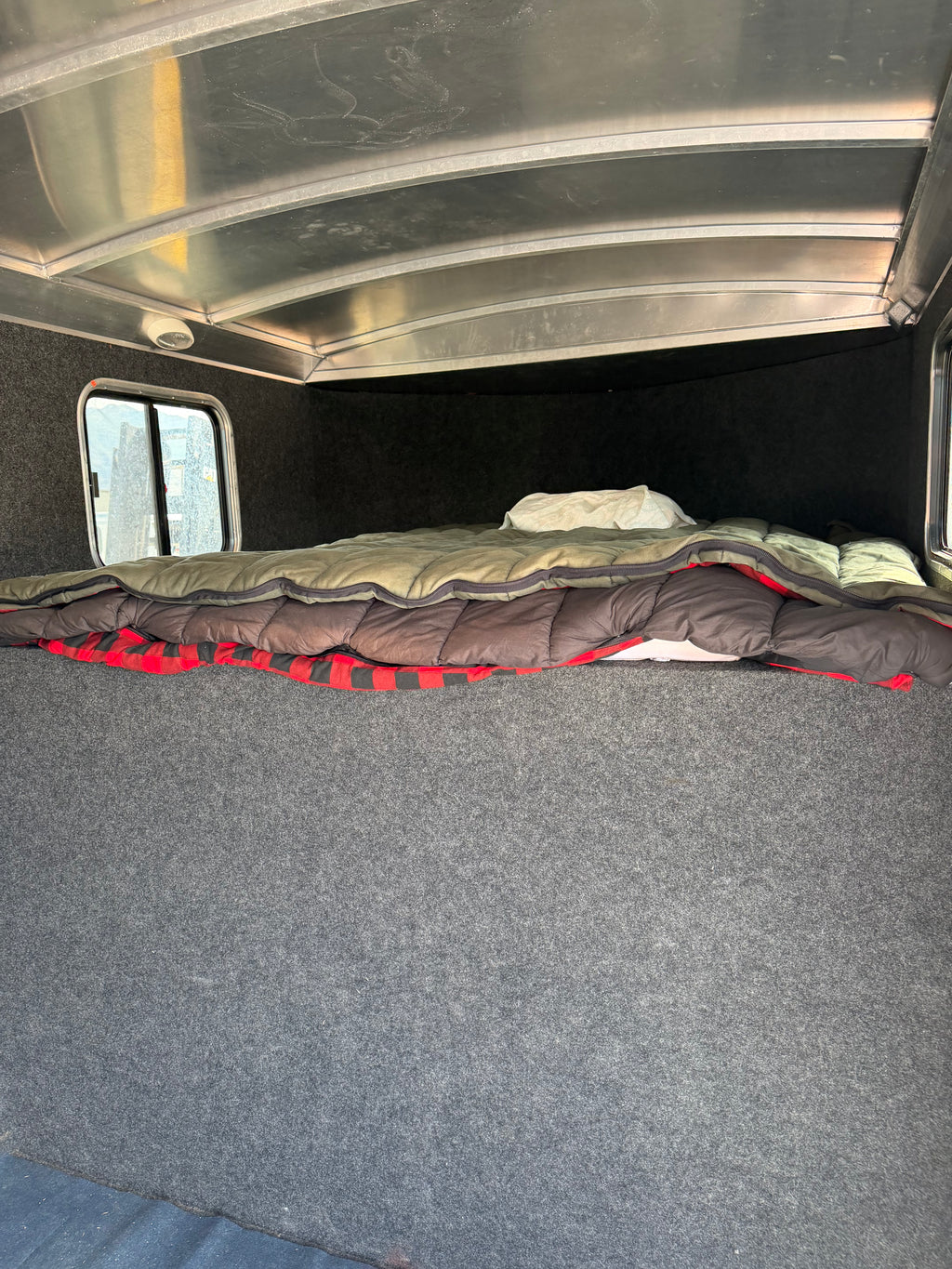 2009 Classic 4 Horse Cavalier Gooseneck