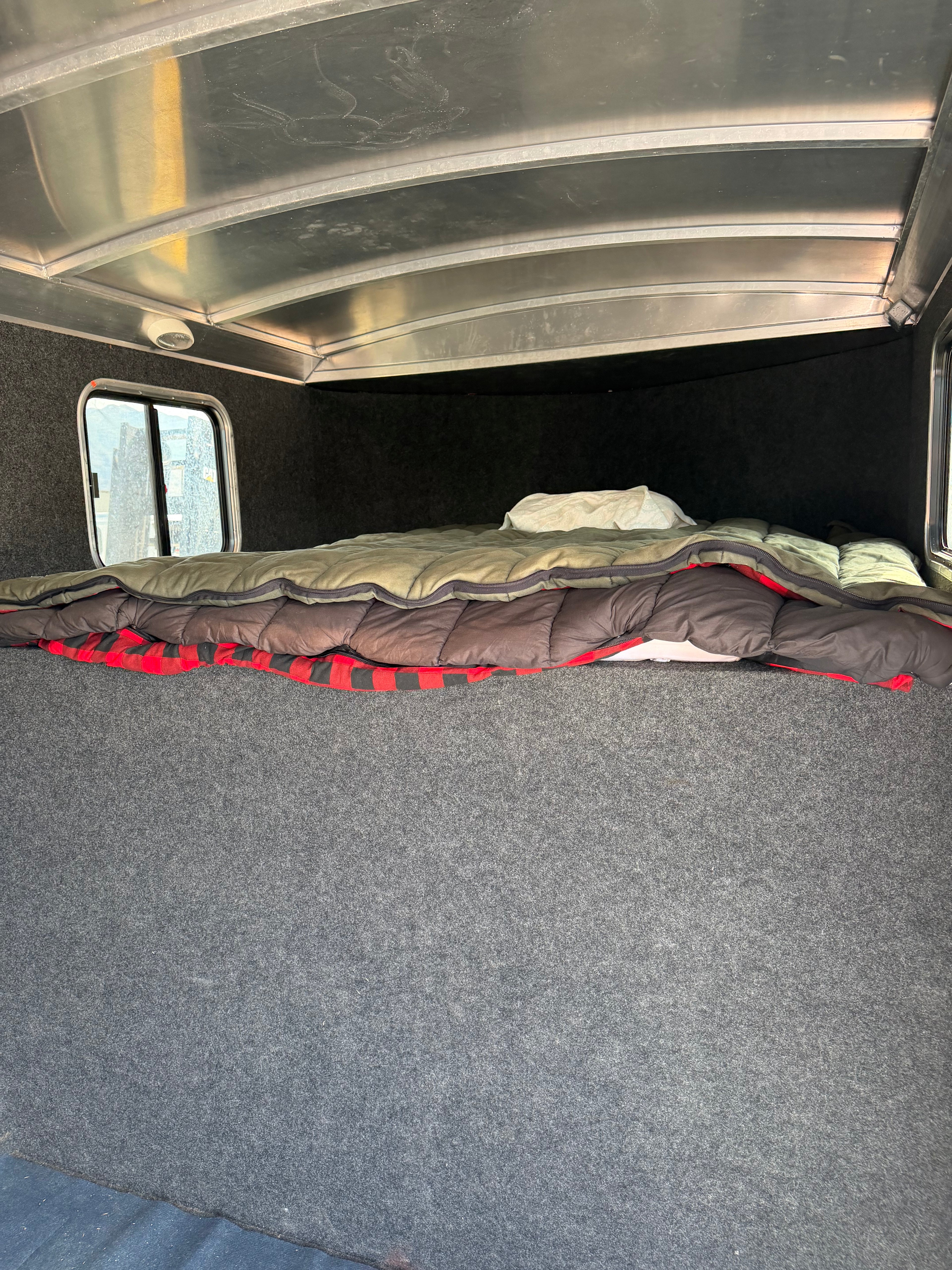 2009 Classic 4 Horse Cavalier Gooseneck