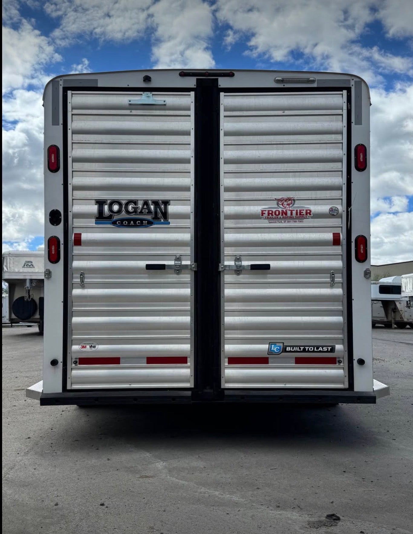 2025 Logan Coach 20’ Stock Combo #12966