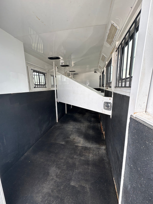 2018 Trails West 4 HR Specialite