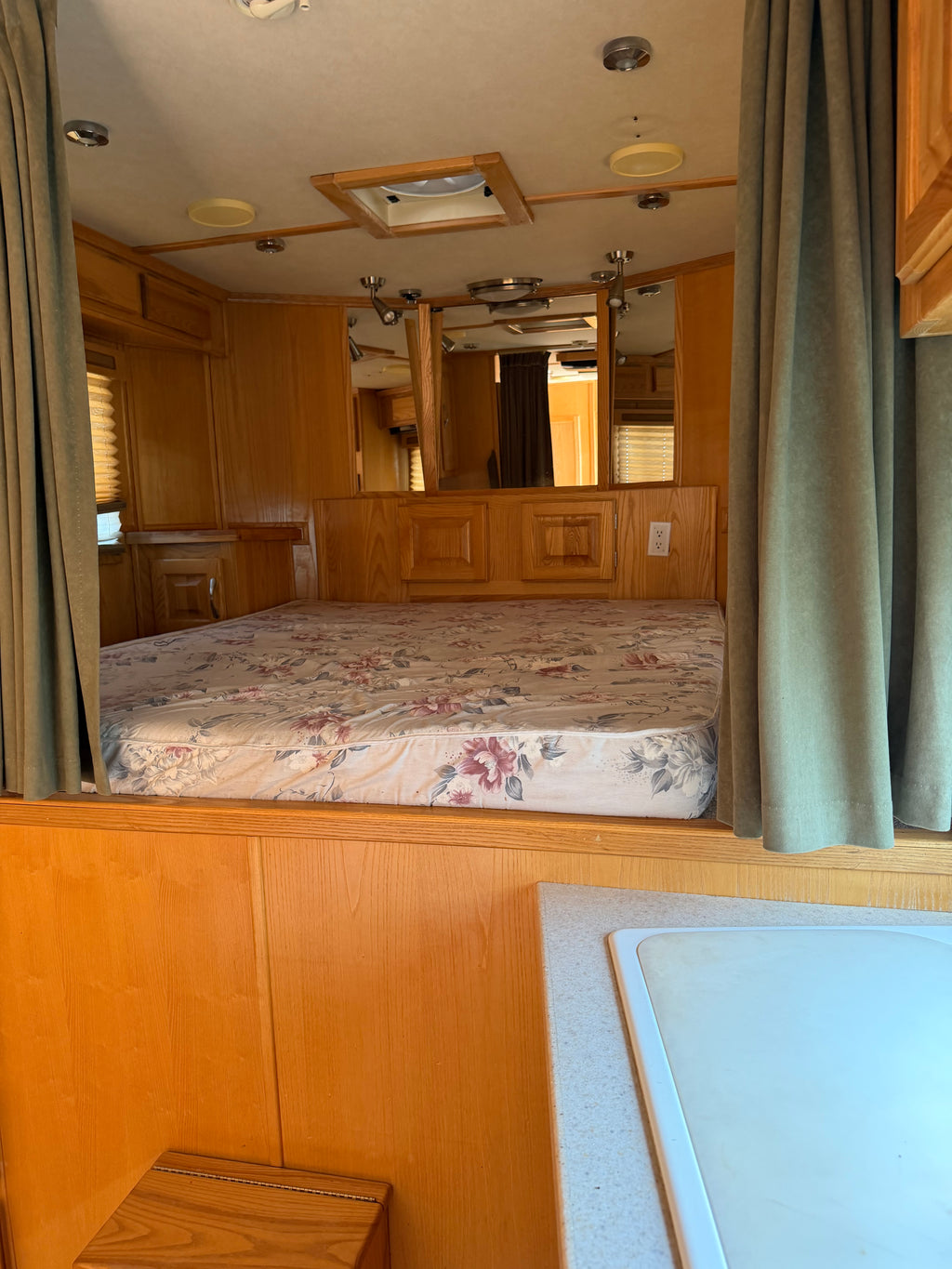 2004 Sundowner 3 Horse LQ #4281
