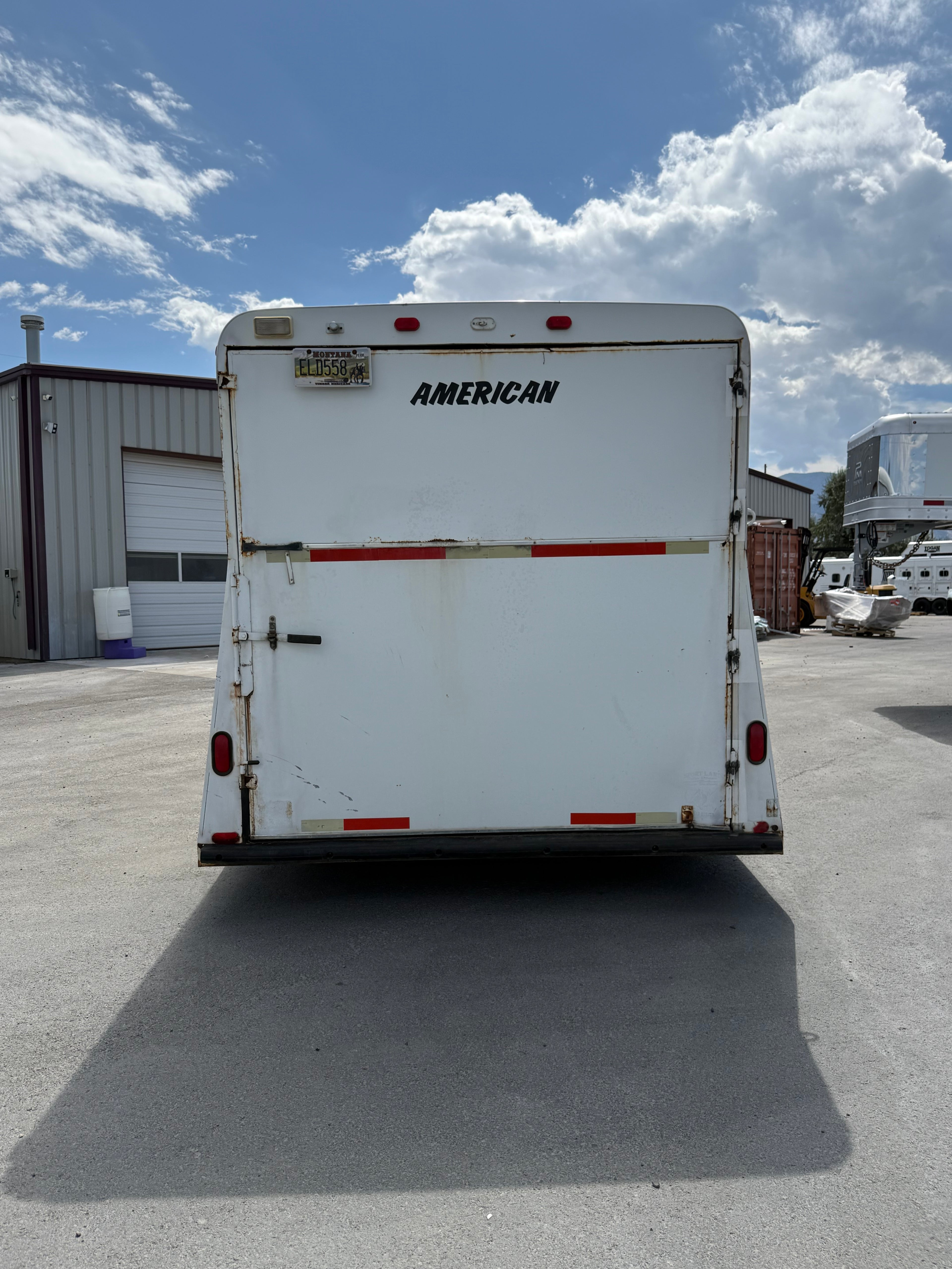 2009 American 4 horse Trailer #01544