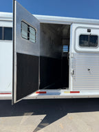 2001 Exiss 4 Horse Goosneck