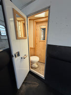 2004 Sundowner 6 Horse LQ #4288