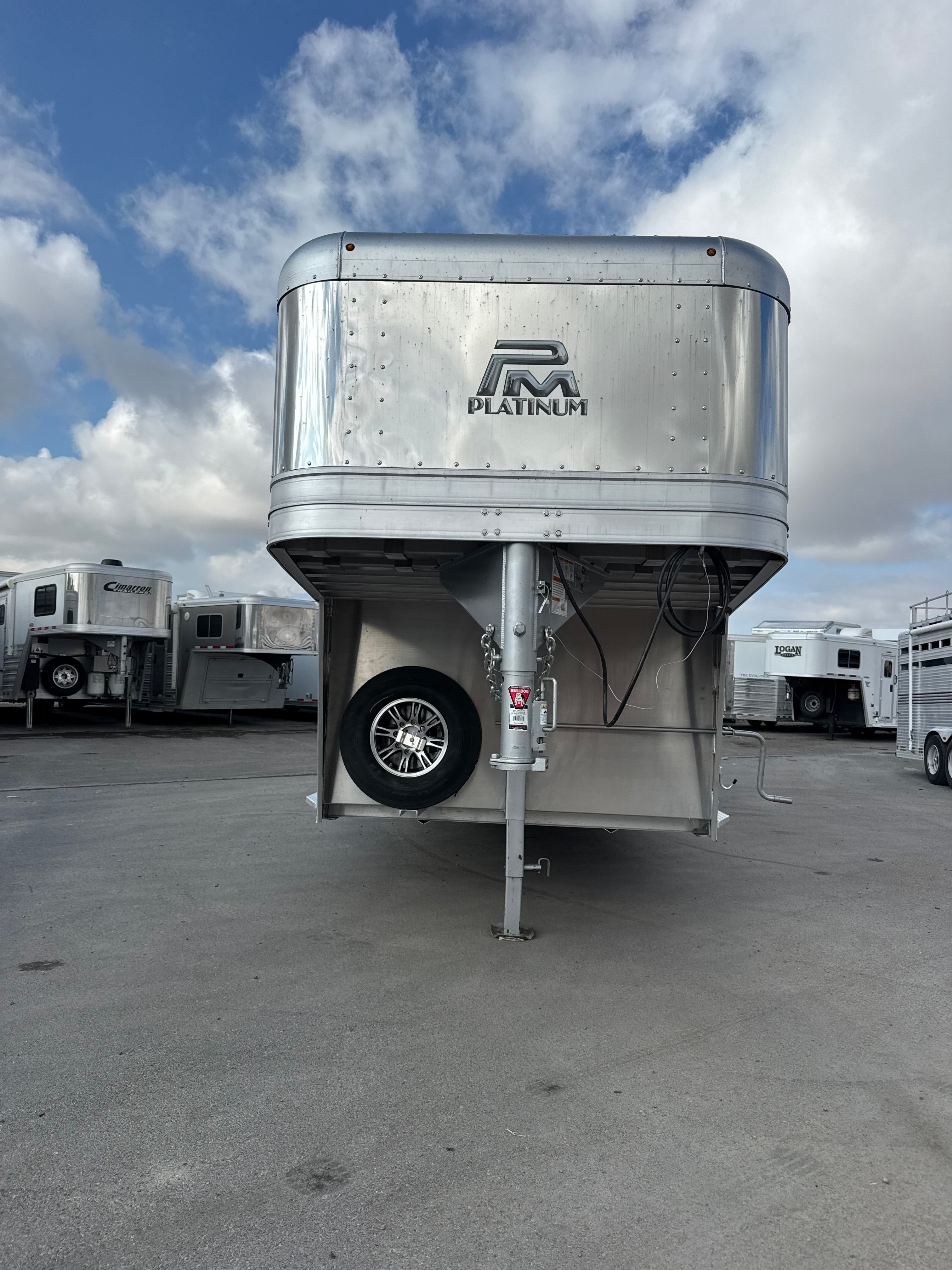2026 Platinum Coach C-Sport DMD 26’ Stock Combo #13295