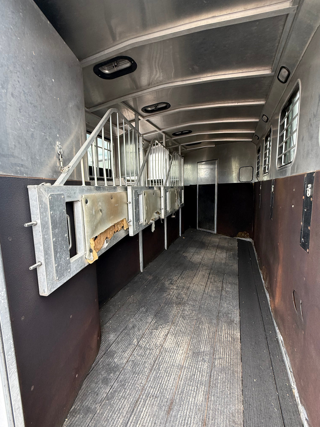 2004 4H Classic Trailer #18455