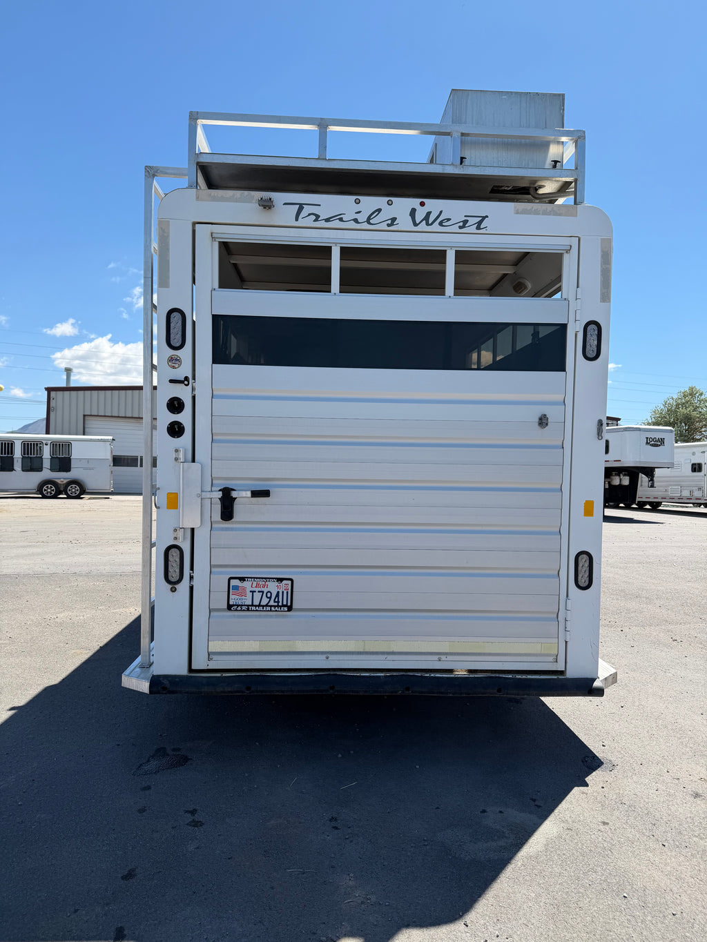 2017 Trails West Santa Fe Living Quarters