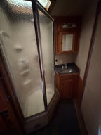 2005 Elite 3 Horse Living Quarters