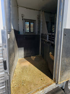 2015 Bloomer 5 Horse Living Quarters