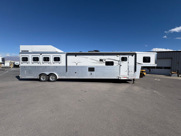 2014 Lakota Big Horn 4 Horse LQ