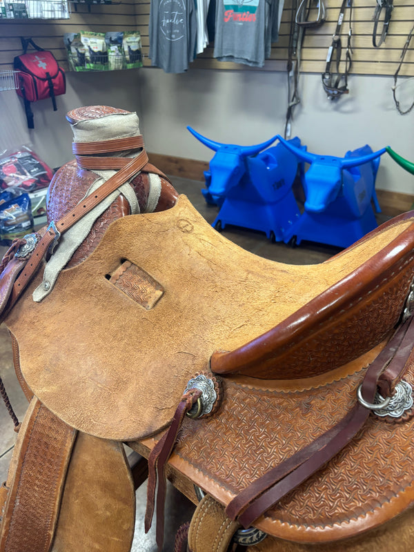Used Ranch Saddle 15in