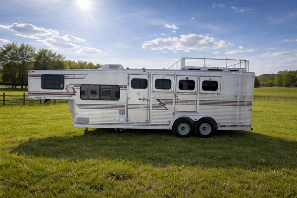 1995 Sundowner 4 Horse LQ #9250