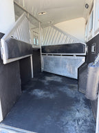 2014 Bison 3 Horse Living Quarters